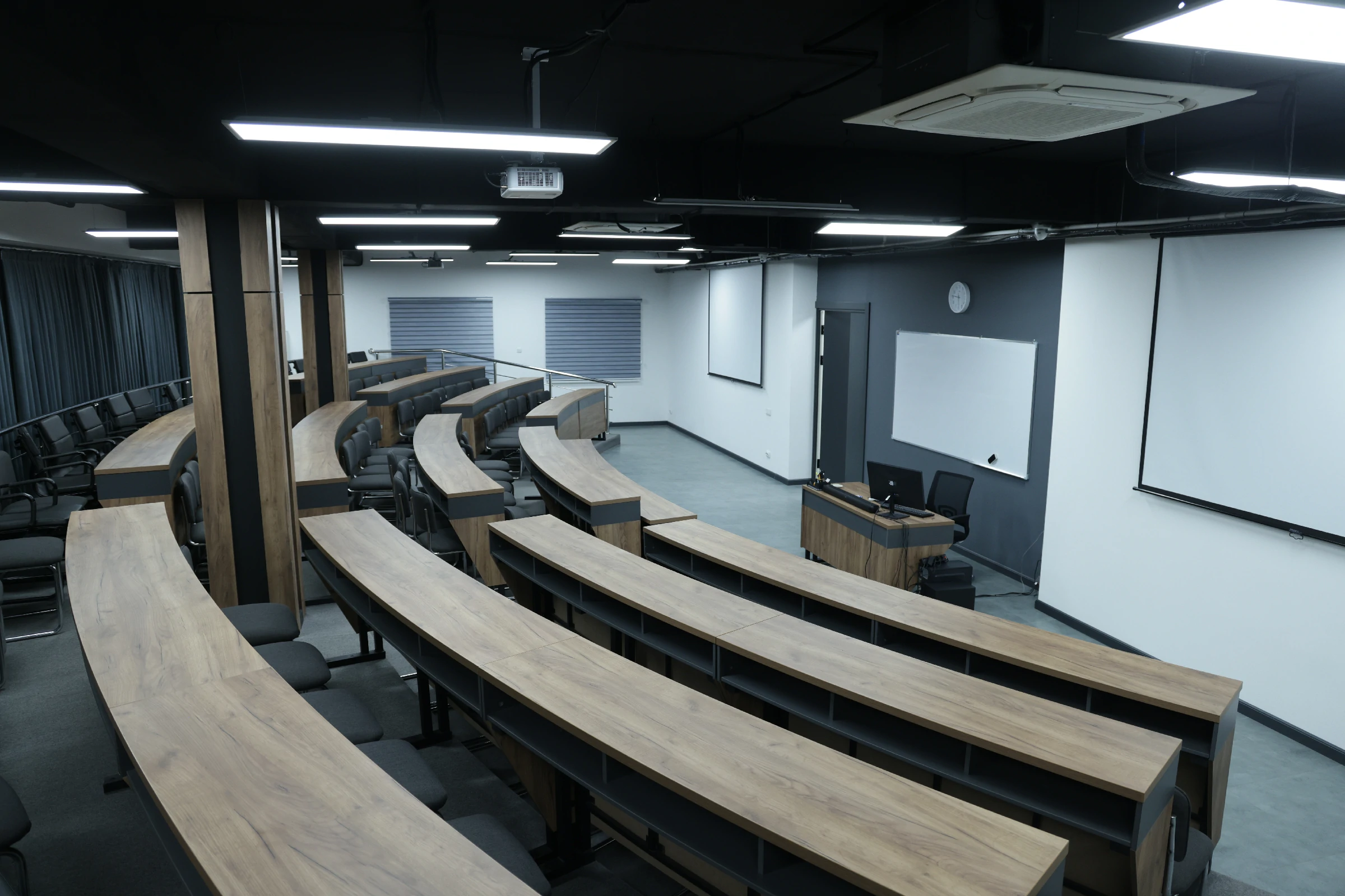 помещения для семинаров и лекций